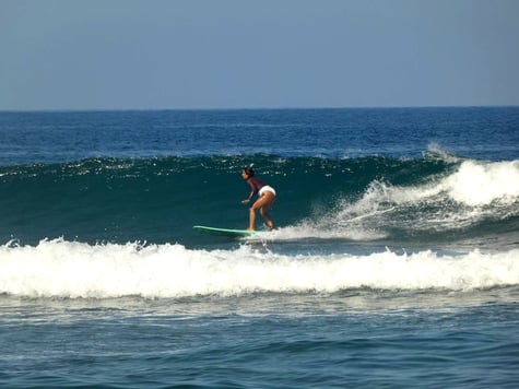 Pao Surfing